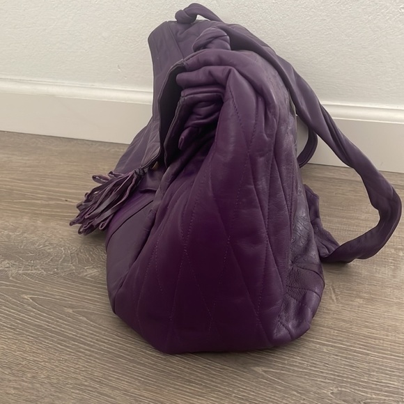 Veneta Purse with Hieroglyphic Pattern - Picture 11 of 11